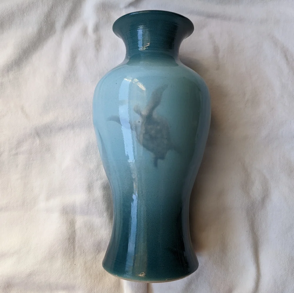Gary L Wilson Studio beautiful vase